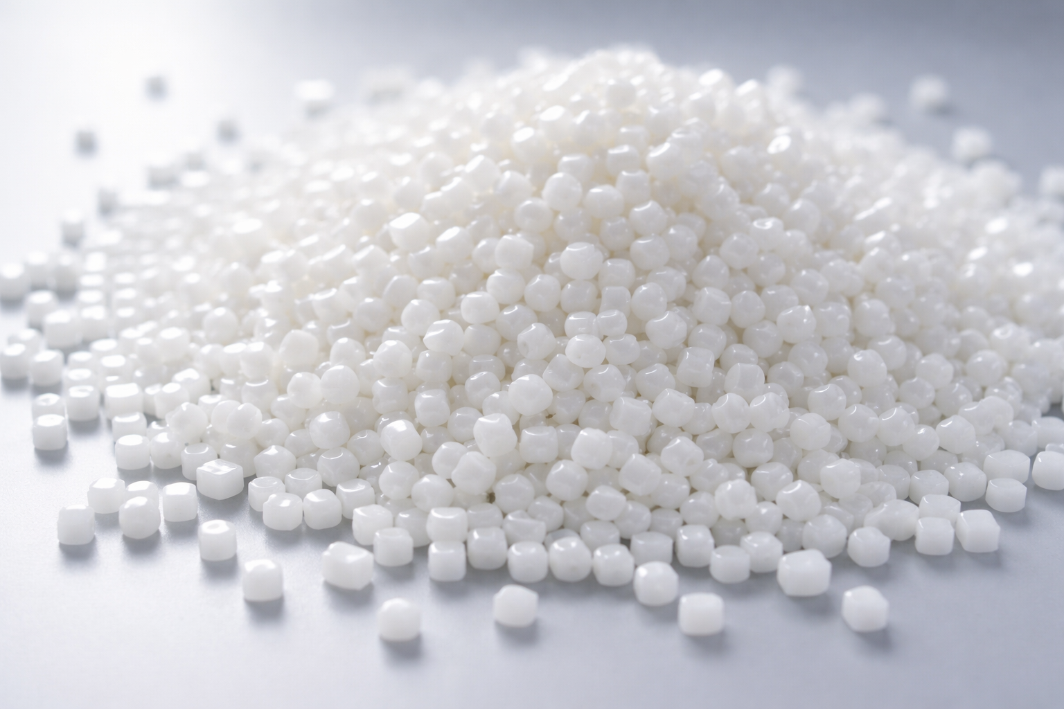 LUBMER™ LS4140 UHMWPE グラニュールの商品イメージ