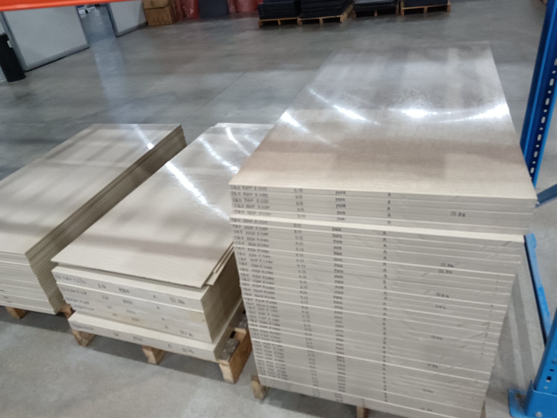 樹脂板 PEEK-乳白色-再生材混合の商品イメージ