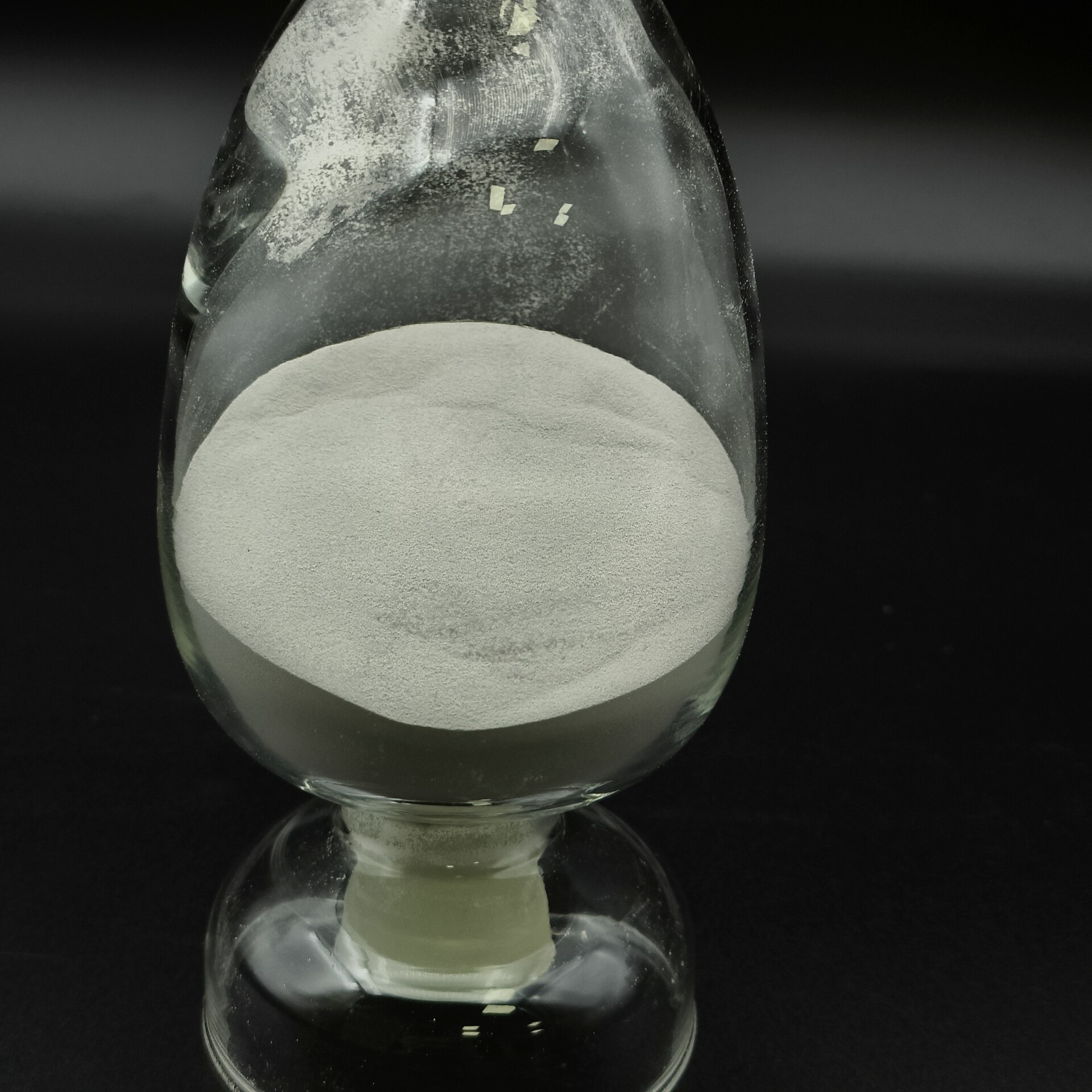 窒化アルミニウム造粒粉の商品イメージ