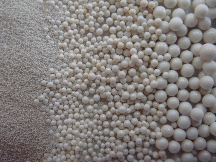 セラミックス球　ジルコンZS（ZrSiO4）の商品イメージ