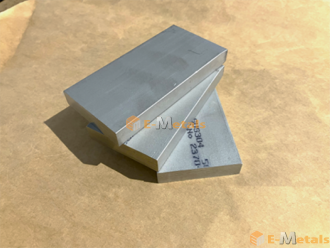 ステンレス平角棒 SUS304の商品イメージ