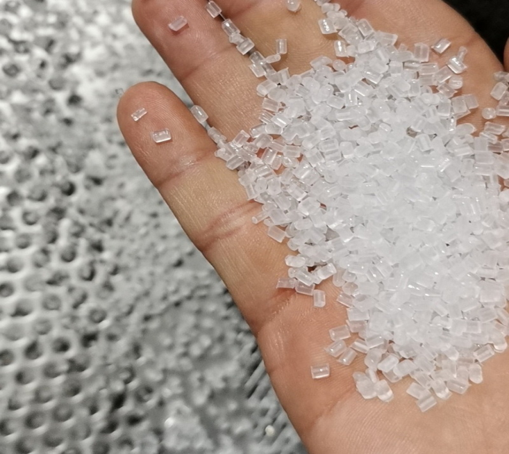 GRS Certified Spinning Grade PCR PP Granules Recycled Polypropylene for Filament and Fiber Spinning YJ-26の商品イメージ