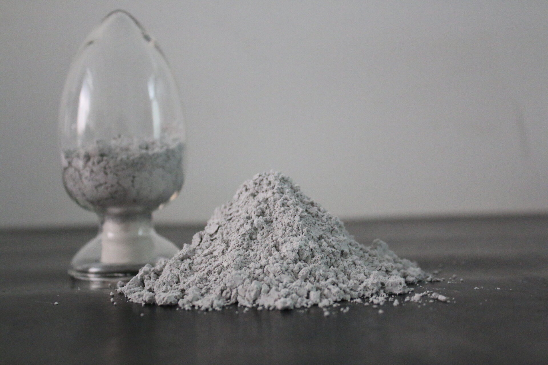 窒化アルミニウム粉末Aの商品イメージ