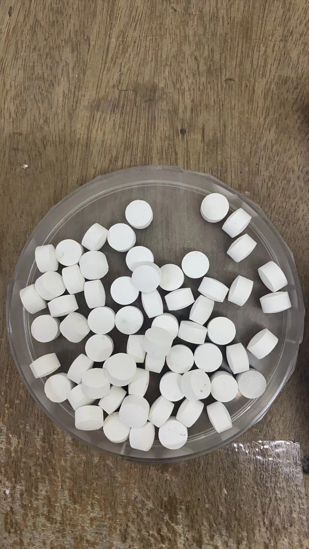 二酸化チタン蒸着材 (TiO2)の商品イメージ